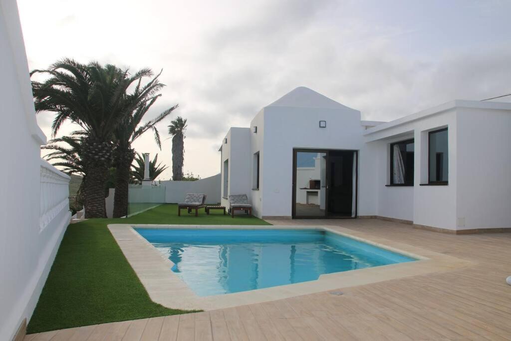 Villa Dario En Nazaret Buitenkant foto